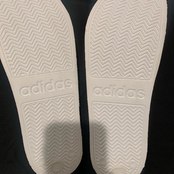 Adidas CloudFoam Slides - Picture 2 of 3